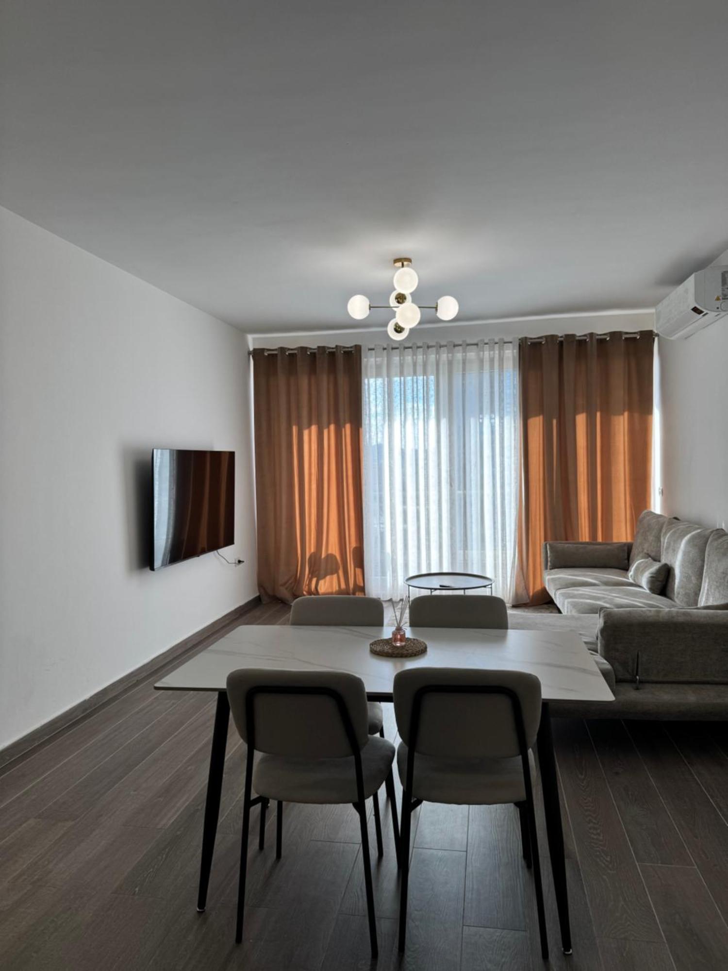 Free Parking Skanderbeg Square - Spacious Central Apartment Тирана Экстерьер фото